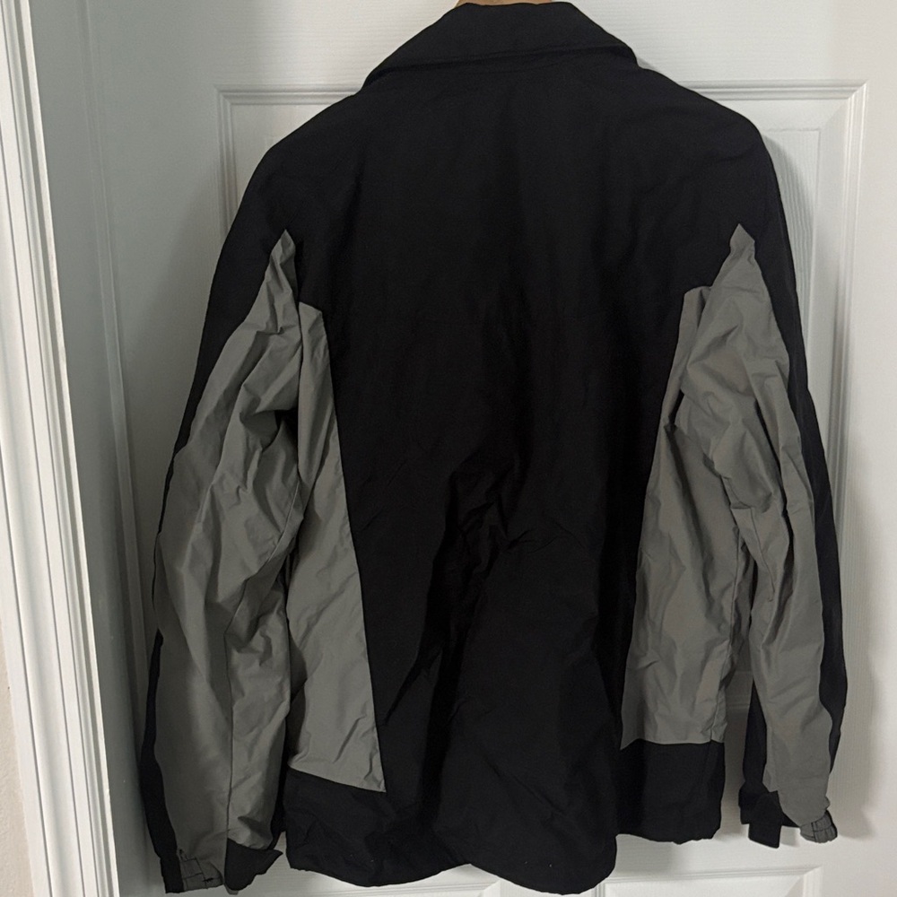 Columbia Men's Black and Gray Performance Jacket - Picture 3 of 4